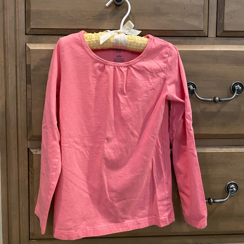 Carter’s girl’s long sleeve shirt, size 6/6X